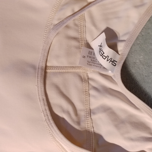 Shape Wear Bundle - Picture 3 of 10